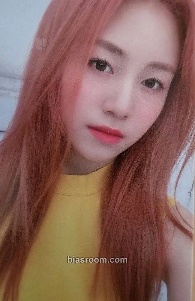 Dahyun Blue Punch Photocard - Rocket Punch - Rocket Punch K-pop photocard