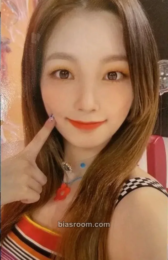 Rocket Punch - Yeonhee  - Blue Punch Album album photocard