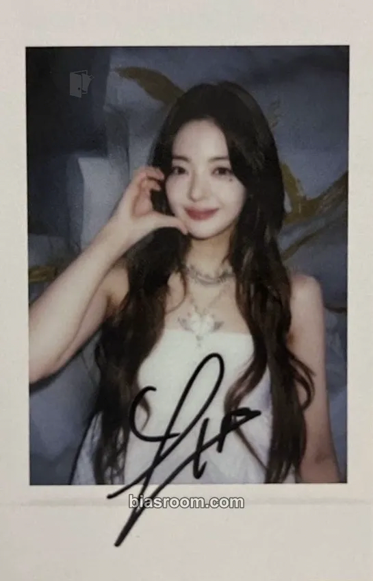 Lia GOLD Photocard - ITZY - ITZY K-pop photocard