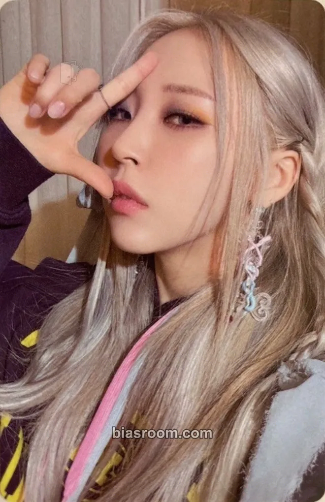 Moonbyul Starlit of Muse Photocard - MAMAMOO - MAMAMOO K-pop photocard