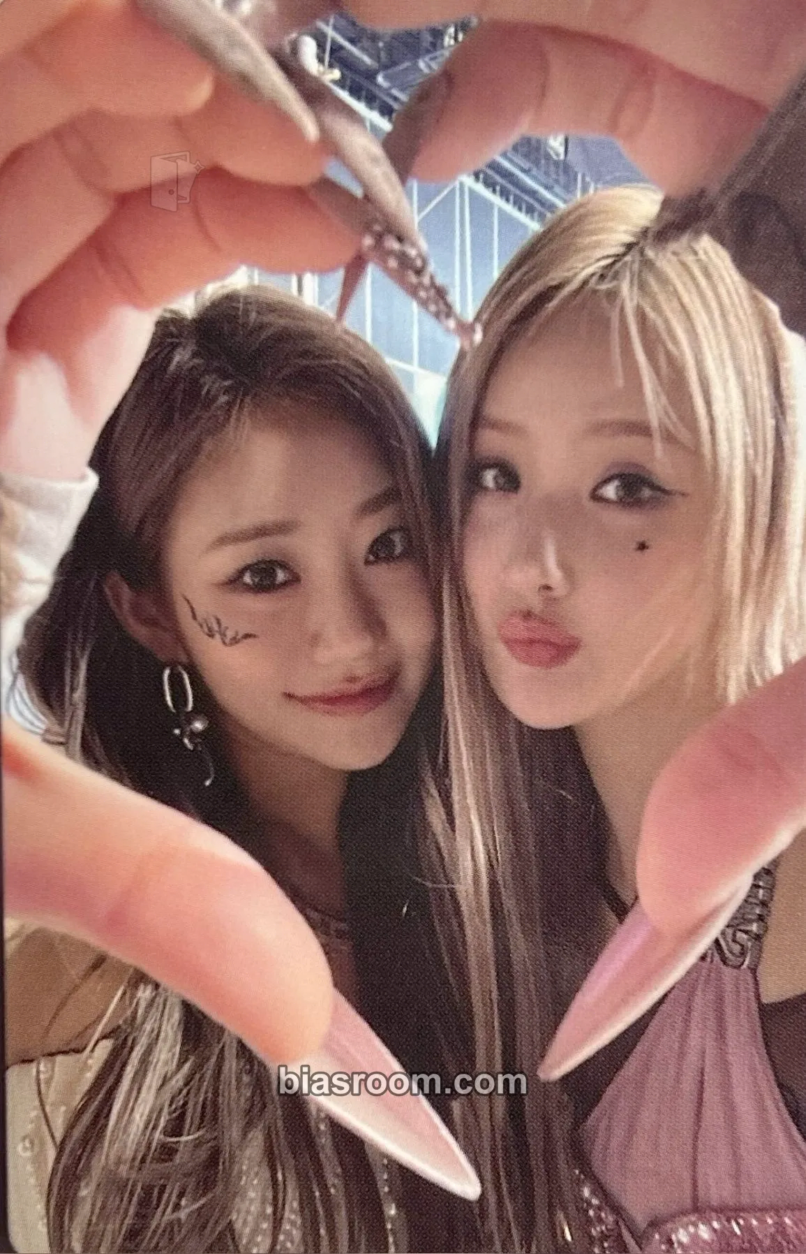 Midas Touch Photocard - KISS OF LIFE - KISS OF LIFE K-pop photocard