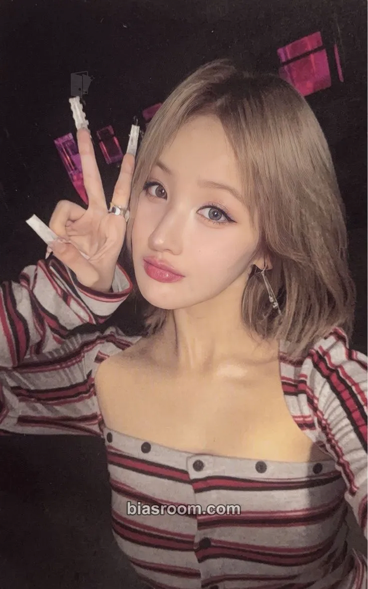 Belle Lose Yourself Photocard - KISS OF LIFE - KISS OF LIFE K-pop photocard