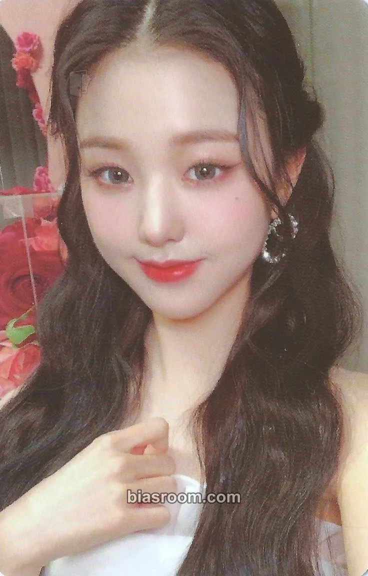 Wonyoung ONEIRIC THEATER - KIT Version Photocard - IZ*ONE - IZ*ONE K-pop photocard