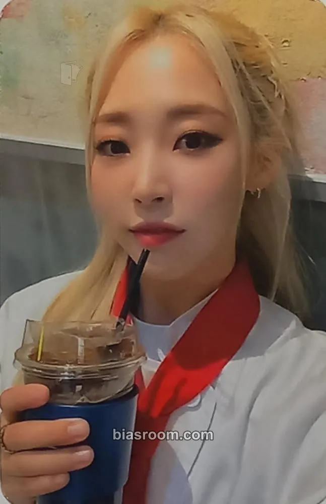 Moonbyul Starlit of Muse Photocard - MAMAMOO - MAMAMOO K-pop photocard