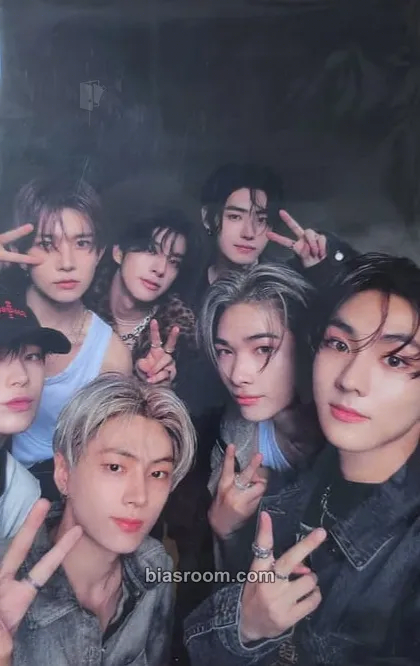 World Tour 'Fate Plus' Photocard - ENHYPEN - ENHYPEN K-pop photocard