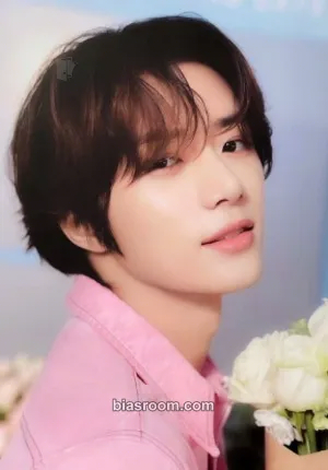 Beomgyu Birthday Merch Photocard - TOMORROW X TOGETHER - TOMORROW X TOGETHER K-pop photocard