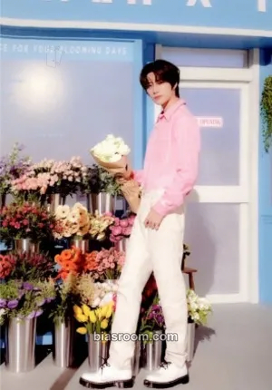 Beomgyu Birthday Merch Photocard - TOMORROW X TOGETHER - TOMORROW X TOGETHER K-pop photocard