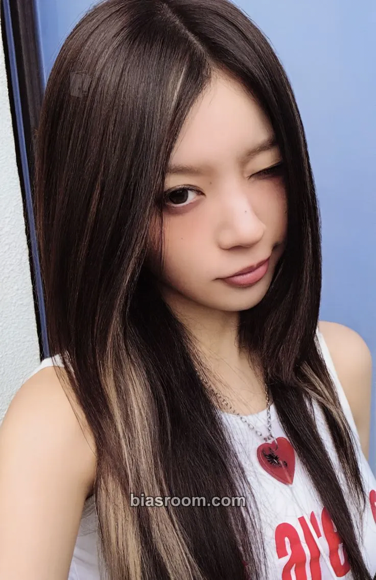 Moka NOT CUTE ANYMORE Photocard - ILLIT - ILLIT K-pop photocard