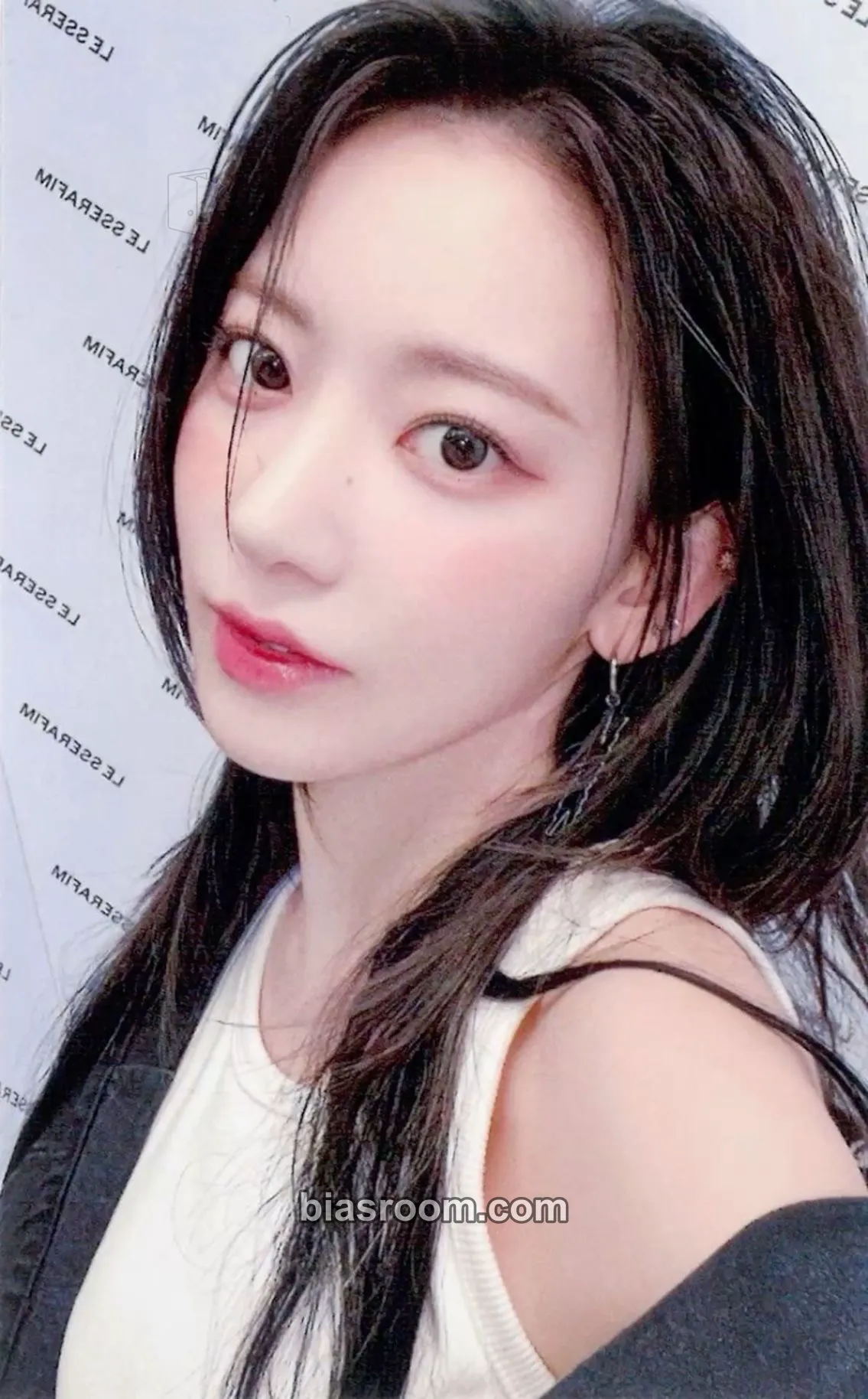 Sakura UNFORGIVEN Photocard - LE SSERAFIM - LE SSERAFIM K-pop photocard