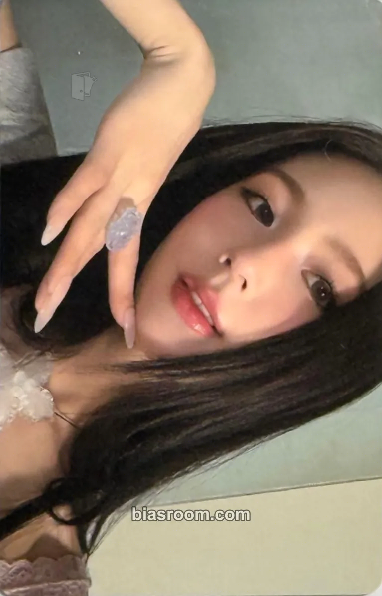 Miyeon MY, Lover Photocard - i-dle - i-dle K-pop photocard