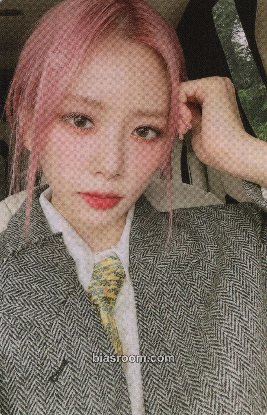 JiU Apocalypse : Follow Us Photocard - Dreamcatcher - Dreamcatcher K-pop photocard