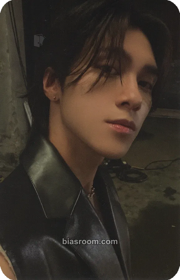 Hendery Golden Age Photocard - NCT - NCT K-pop photocard