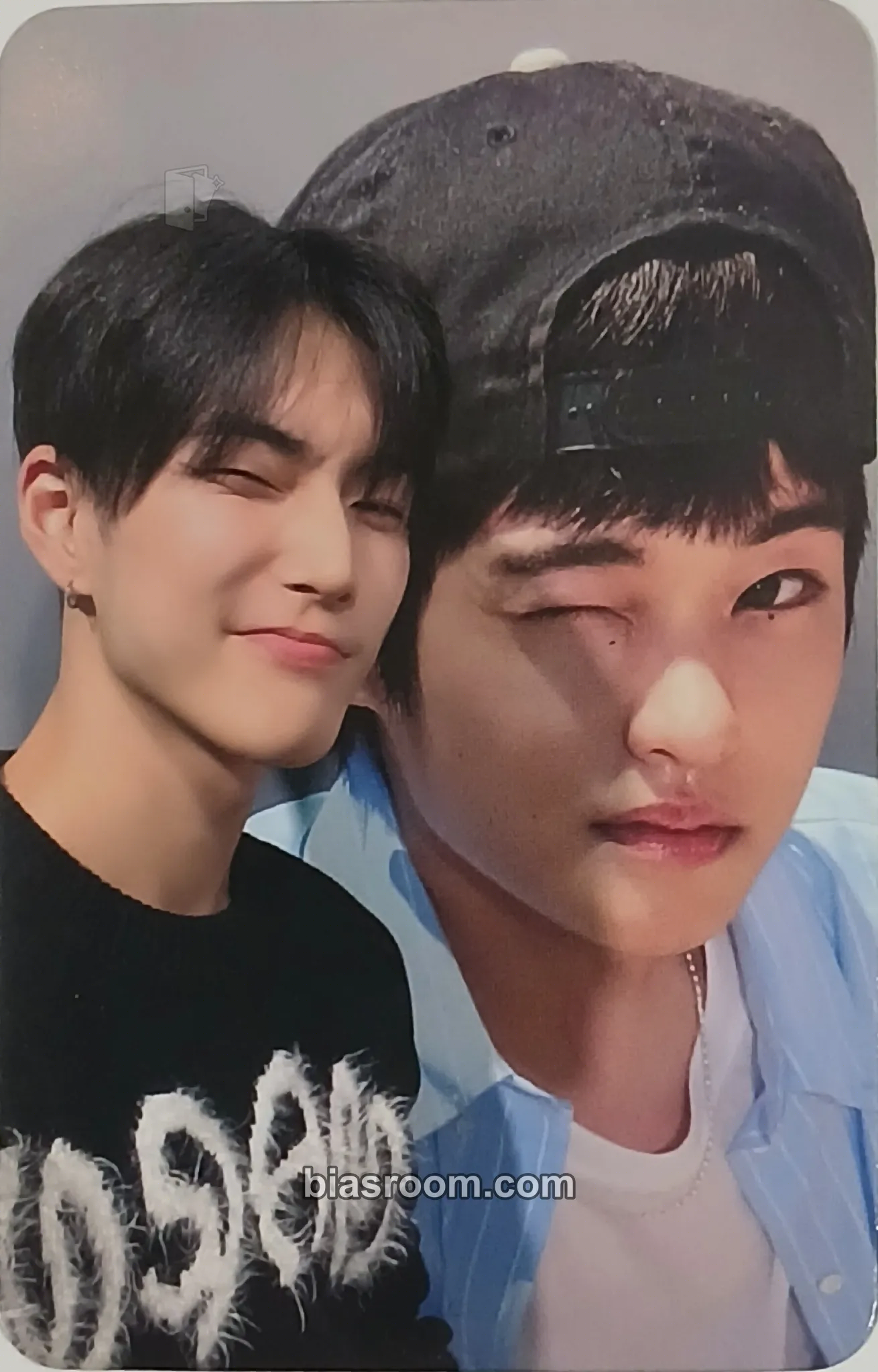 XngHan (ex. Seunghan) Get A Guitar Photocard - RIIZE - RIIZE K-pop photocard