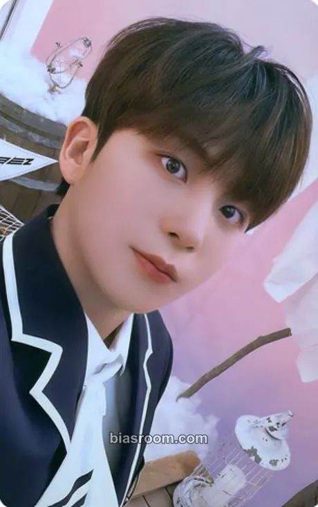 Jongho ANITEEZ IN ILLUSION Photocard - ATEEZ - ATEEZ K-pop photocard