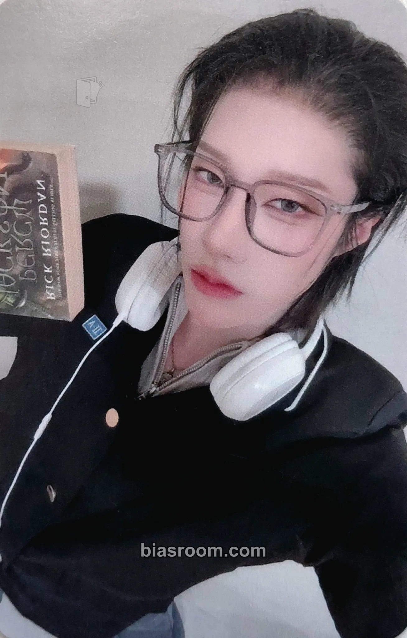 Rui UXLXVE Photocard - XLOV - XLOV K-pop photocard