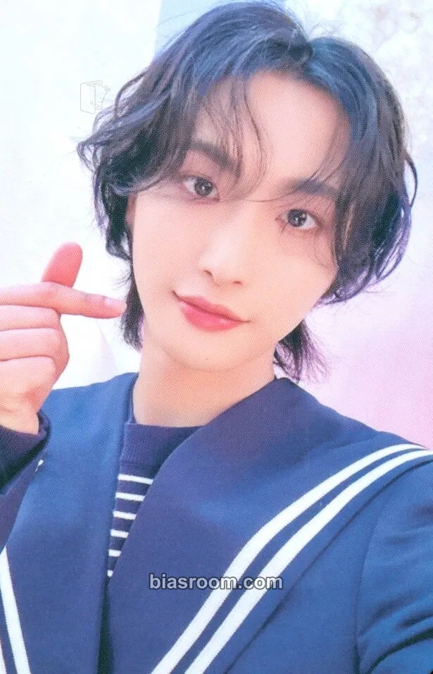 Seonghwa ANITEEZ IN ILLUSION Photocard - ATEEZ - ATEEZ K-pop photocard