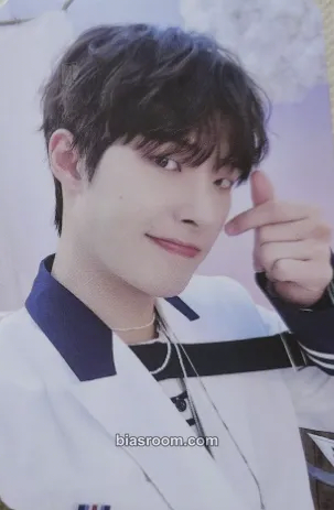 Mingi ANITEEZ IN ILLUSION Photocard - ATEEZ - ATEEZ K-pop photocard