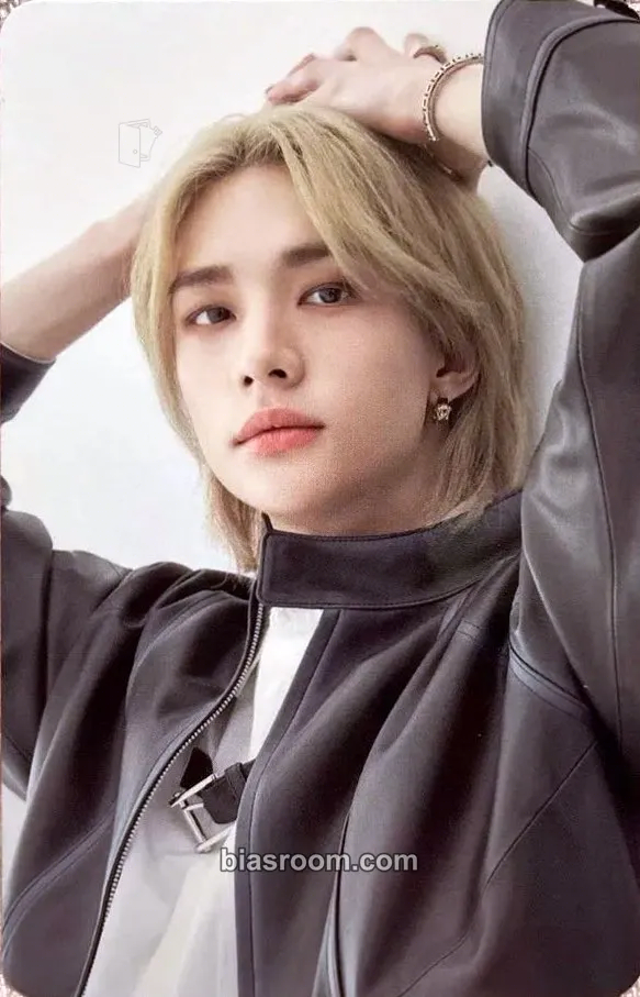 Hyunjin Samsung Galaxy SLBS Photocard - Stray Kids - Stray Kids K-pop photocard