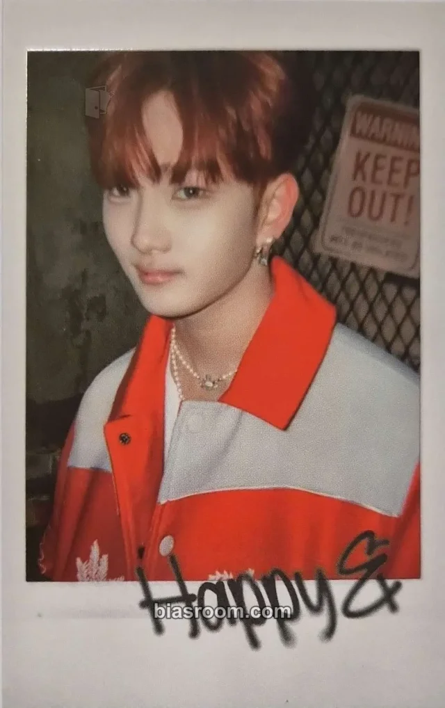 n.SSign - Junhyeok - Happy & Album pob (pre-order benefit) polaroid digipack version