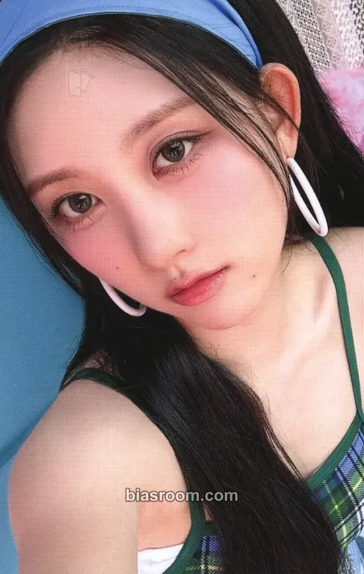 Gaeul ALIVE Photocard - IVE - IVE K-pop photocard