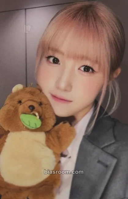 Hitomi SAY MY NAME Photocard - SAY MY NAME K-pop photocard