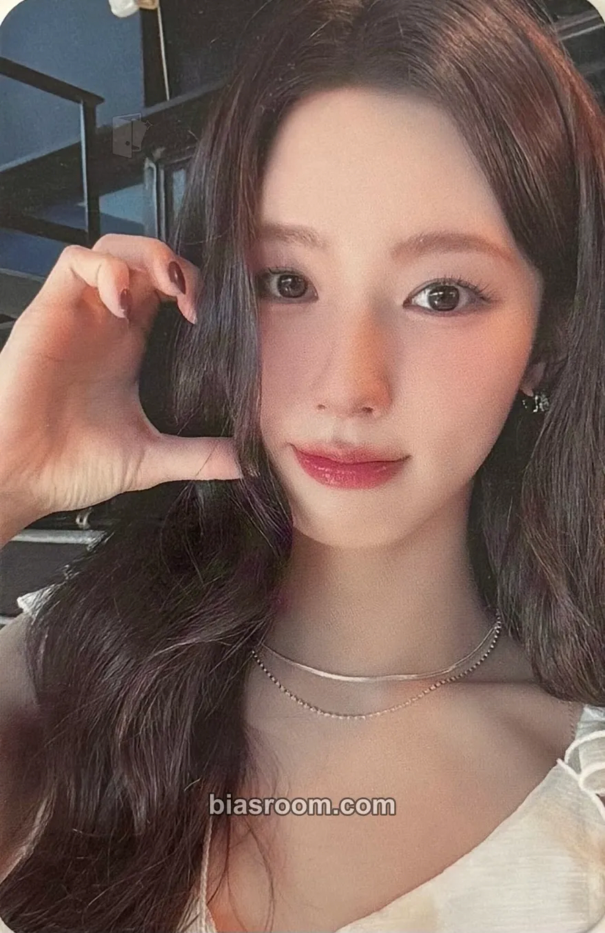 Miyeon MY, Lover Photocard - i-dle - i-dle K-pop photocard