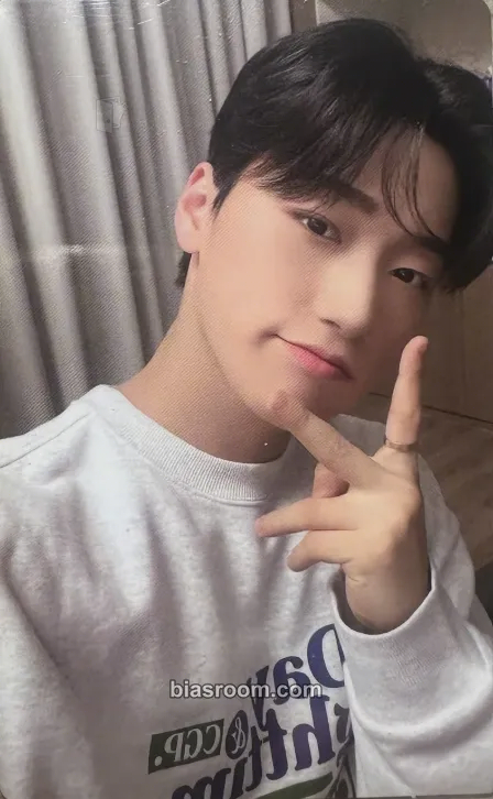 San 2023 SUMMER PHOTOBOOK Photocard - ATEEZ - ATEEZ K-pop photocard