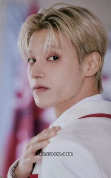 Wooyoung ANITEEZ IN THE CALLING Photocard - ATEEZ - ATEEZ K-pop photocard
