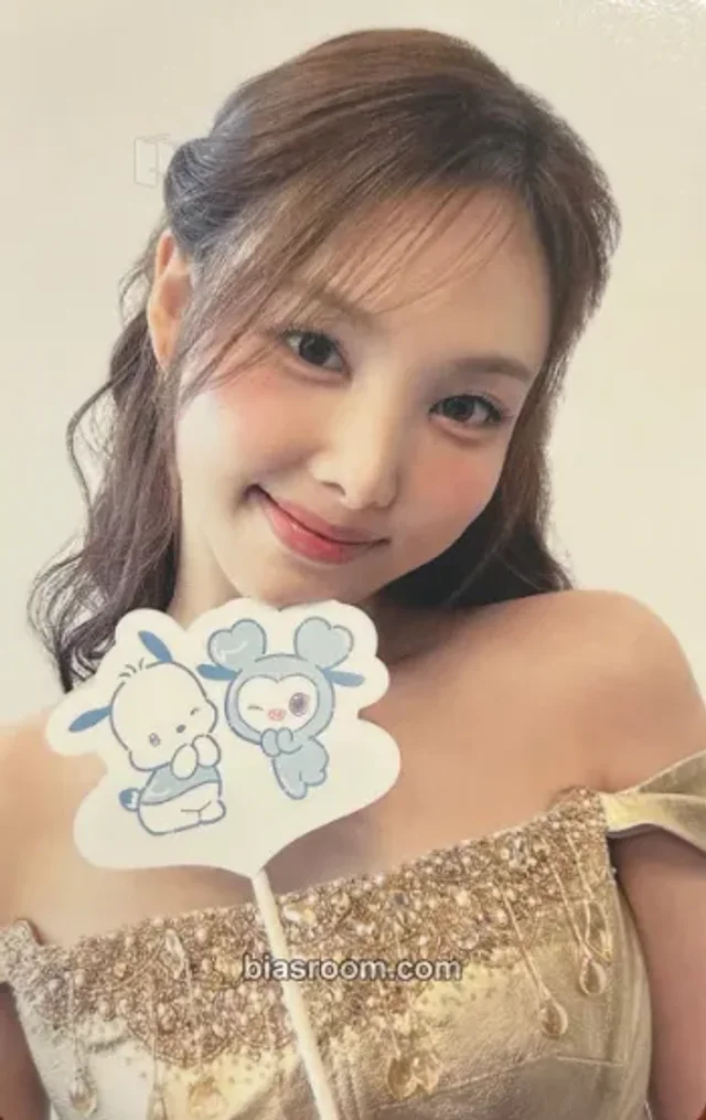 TWICE - Nayeon - ONCE JAPAN 8th Anniversary Pop-Up Store "∞" Other 10k yen benefit