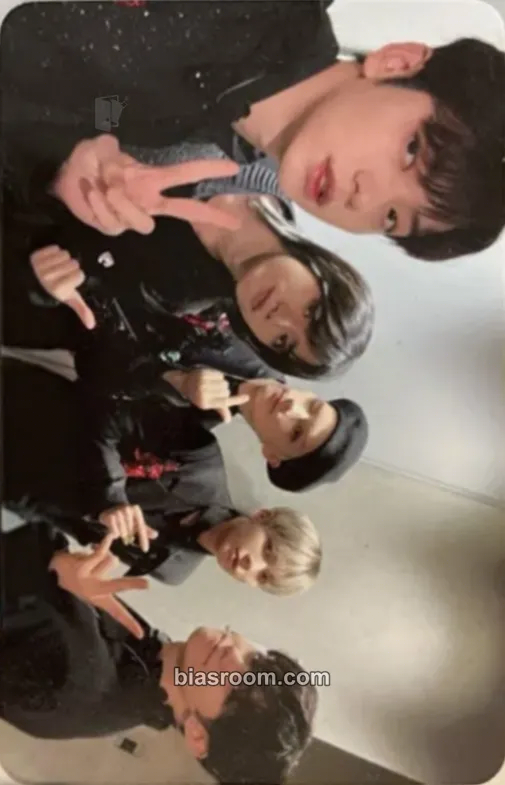 D'Icon DICON D'Festa Special Edition Photocard - TOMORROW X TOGETHER - TOMORROW X TOGETHER K-pop photocard