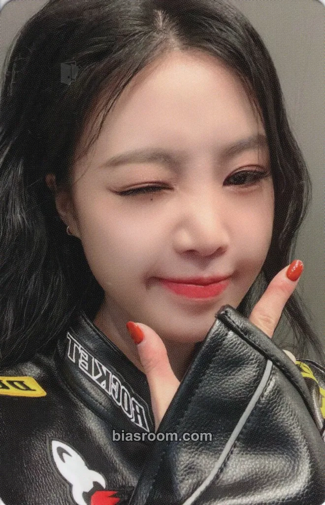 Soojin AGASSY Photocard - Soojin K-pop photocard