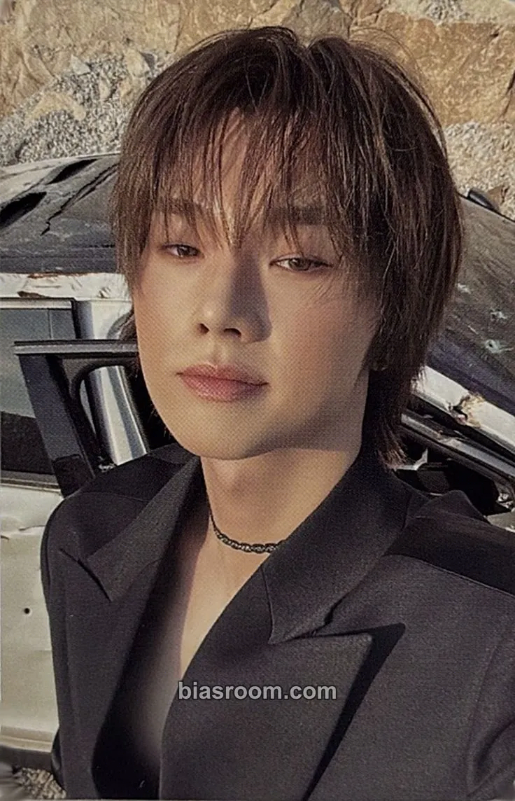 Jungsu LXVE TO DEATH Photocard - Xdinary Heroes - Xdinary Heroes K-pop photocard