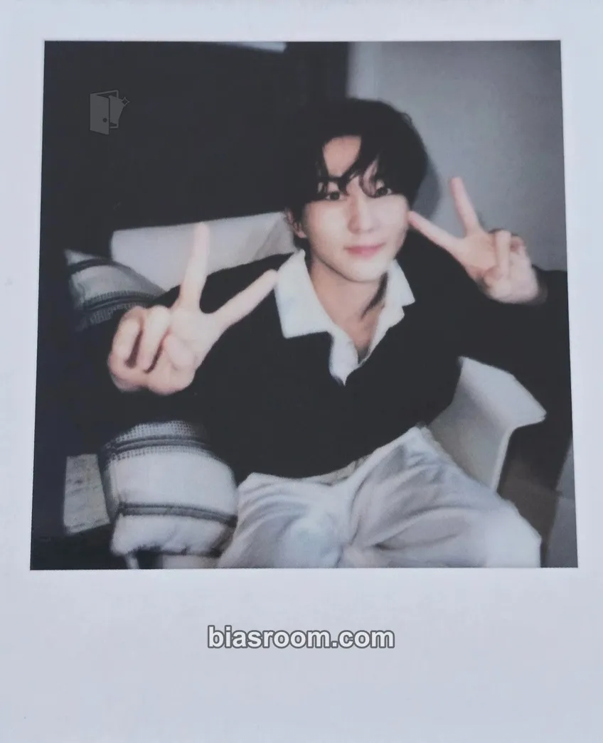 Jungwon 2025 Season's Greetings Photocard - ENHYPEN - ENHYPEN K-pop photocard