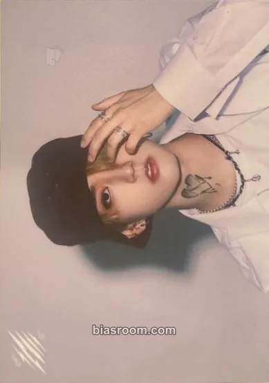 HAN Scars Photocard - Stray Kids - Stray Kids K-pop photocard