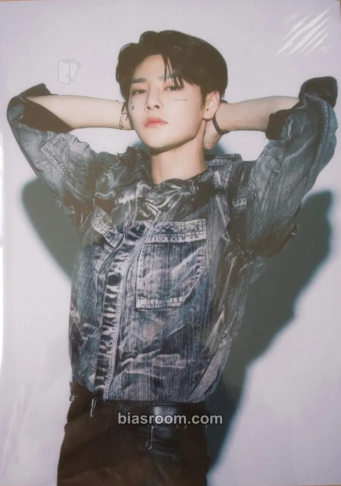 I.N Scars Photocard - Stray Kids - Stray Kids K-pop photocard