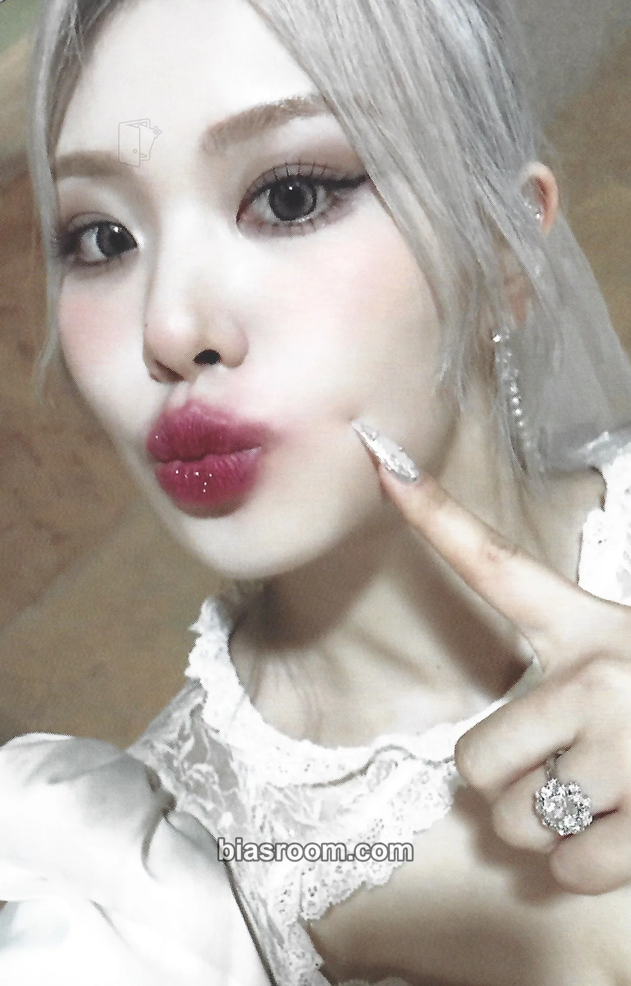 Swan HEADWAY Photocard - PURPLE KISS - PURPLE KISS K-pop photocard