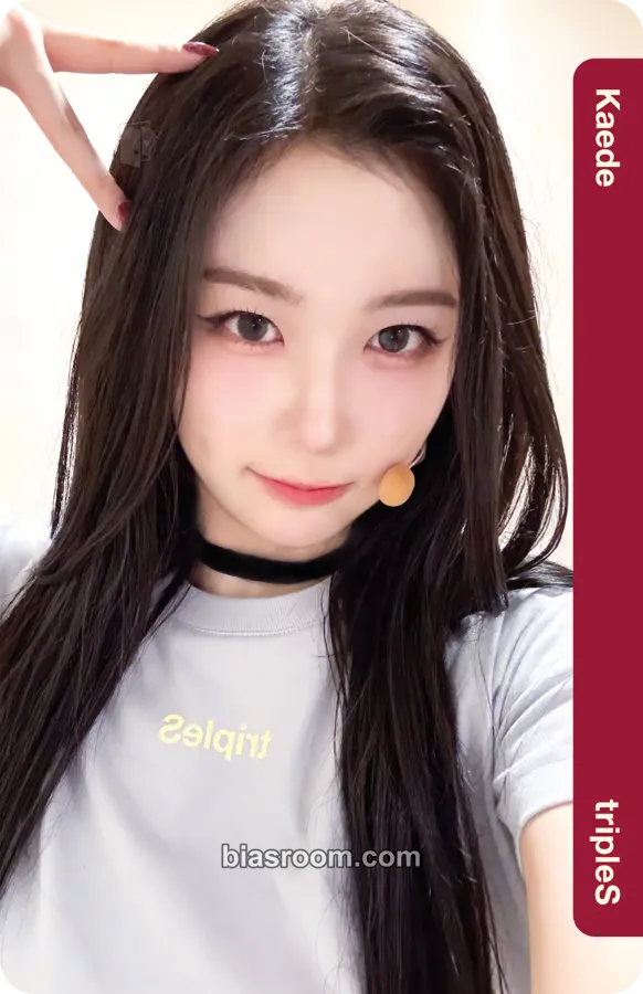 Kaede WAV 2nd Japan Membership Photocard - tripleS - tripleS K-pop photocard