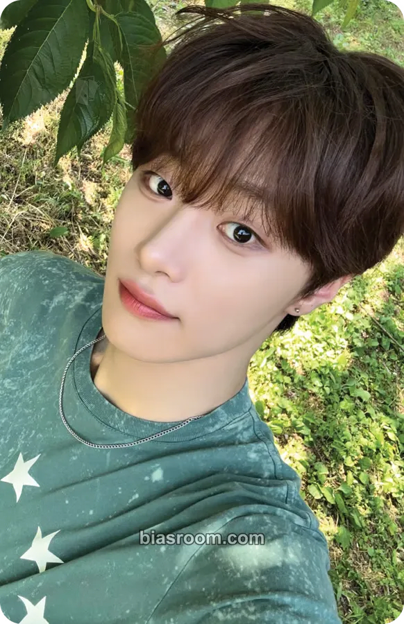 Nam JiWoon idntt x BUNJANG Photocard - idntt - idntt K-pop photocard