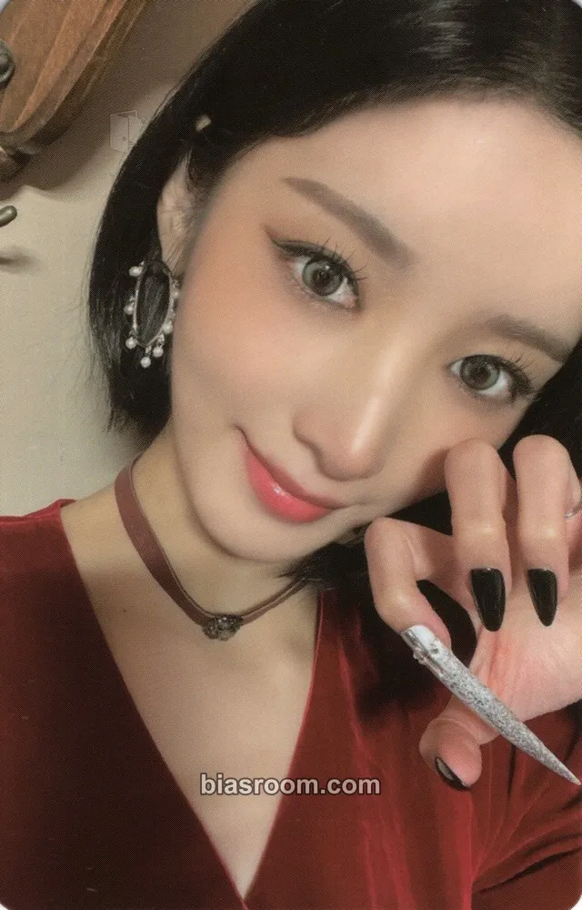 Yuki memeM Photocard - PURPLE KISS - PURPLE KISS K-pop photocard