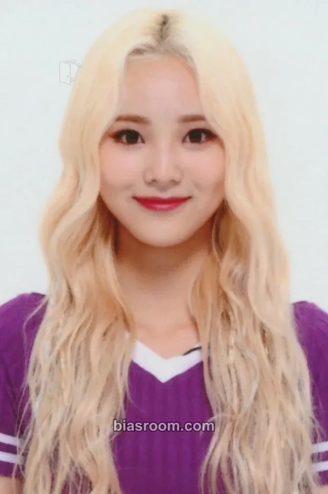 JinSoul LOONA [+ +] K-pop photocard