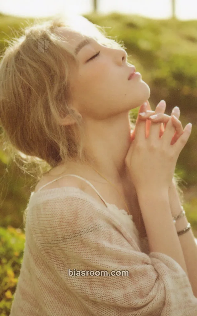 Taeyeon - Taeyeon - I Album album photocard A version