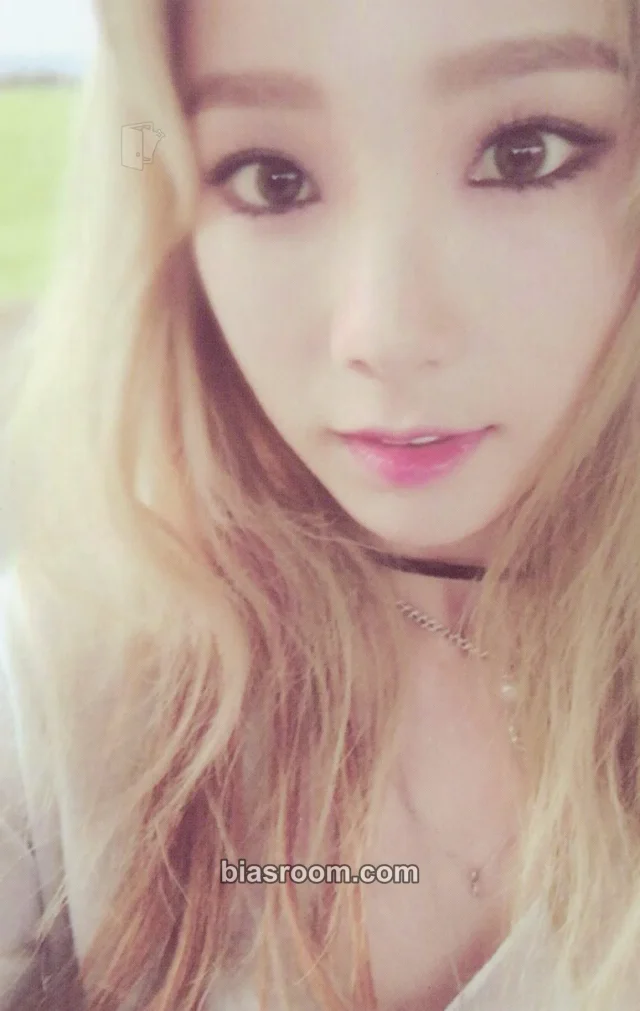 Taeyeon - Taeyeon - I Album album photocard C version