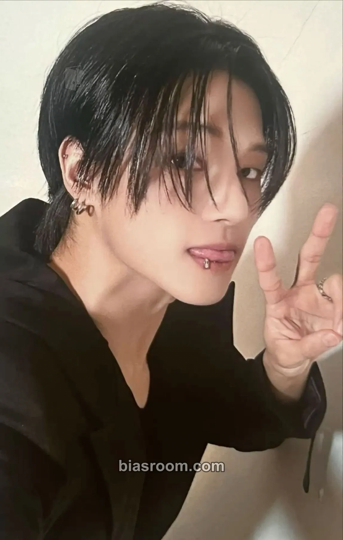 Wooyoung GOLDEN HOUR : Part.2 Photocard - ATEEZ - ATEEZ K-pop photocard
