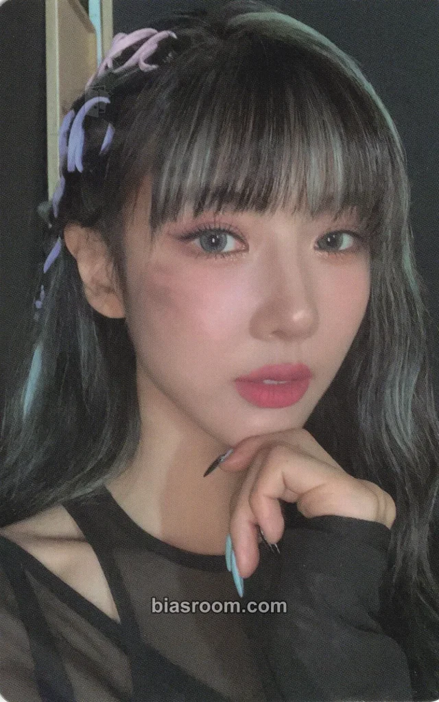 Dreamcatcher - Yoohyeon - 2022 Apocalypse World Tour Event meet & greet hi wave event EU