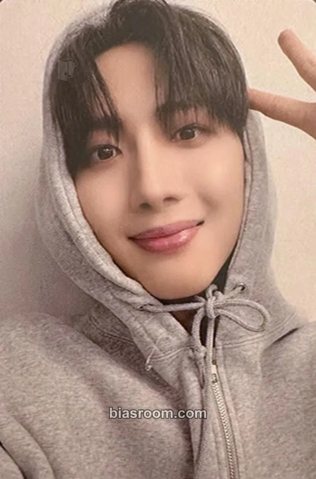 Hui WHU IS ME : Complex Photocard - PENTAGON - PENTAGON K-pop photocard