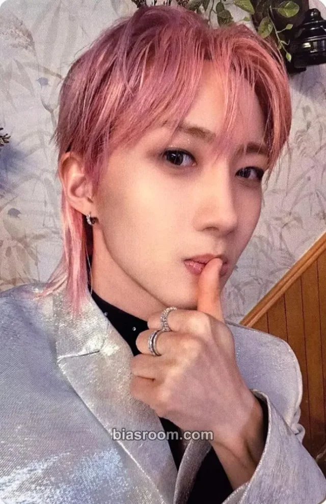 PENTAGON - Hui -  Whu Is Me: Complex Album solo album album photocard