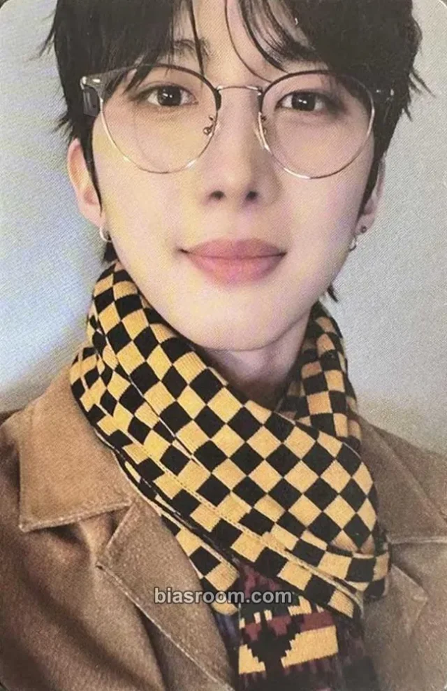 PENTAGON - Hui -  Whu Is Me: Complex Album solo album album photocard