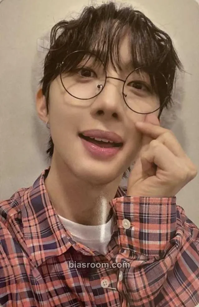 PENTAGON - Hui -  Whu Is Me: Complex Album solo album album photocard
