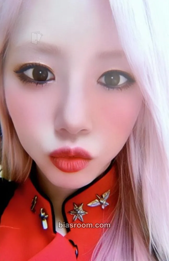 JiU Apocalypse : Follow Us Photocard - Dreamcatcher - Dreamcatcher K-pop photocard