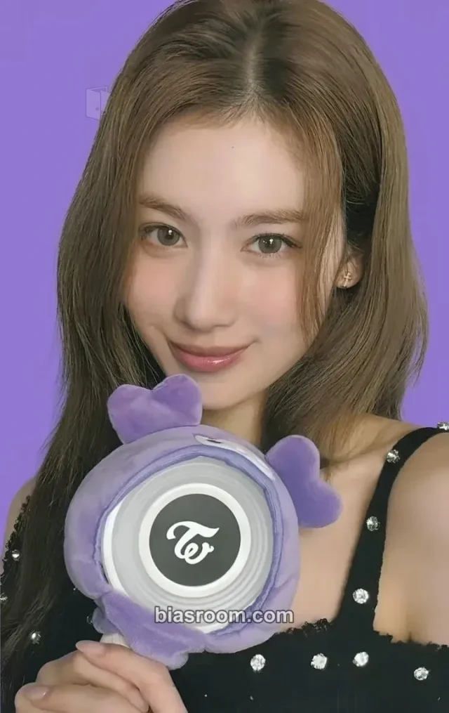 TWICE - Sana - THIS IS FOR World Tour Event vip ticket benefit japan